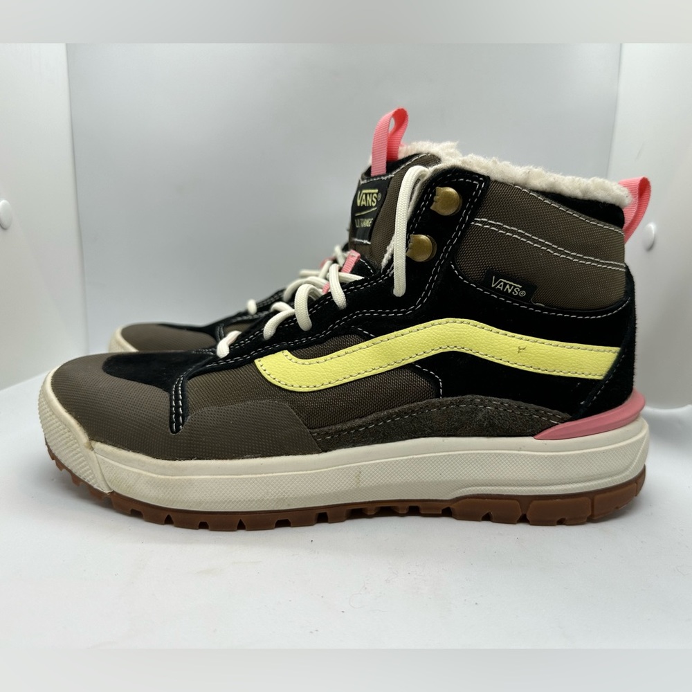 Vans Ultrarange Exo Hi. Canteen/marshmallow. NWOT - Picture 3 of 6
